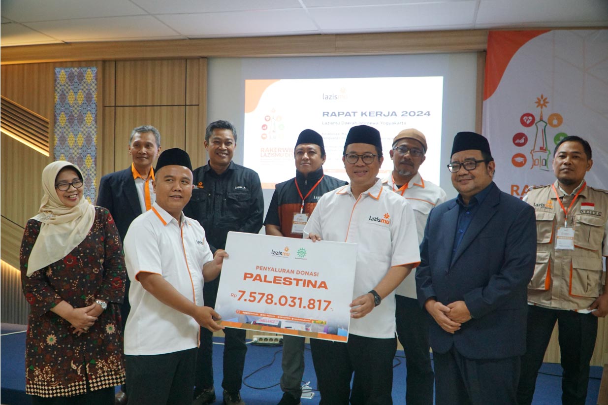 Cover PEMBUKAAN RAKERWIL 2024 DI YOGYAKARTA, LAZISMU SERAHKAN DANA KEMANUSIAAN UNTUK PALESTINA