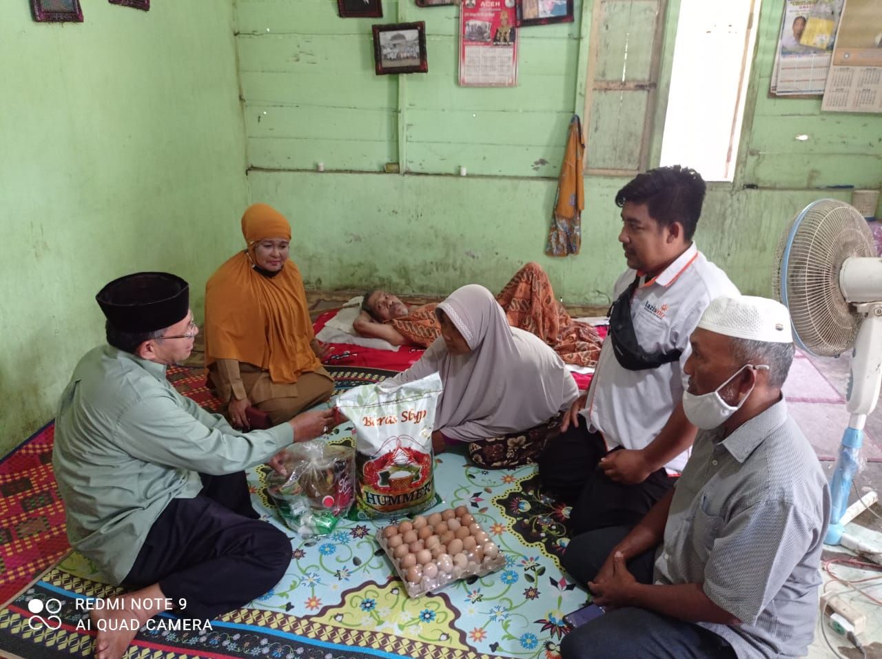 Cover Lazismu Aceh Barat Salurkan Paket Sembako ke Penderita Stroke