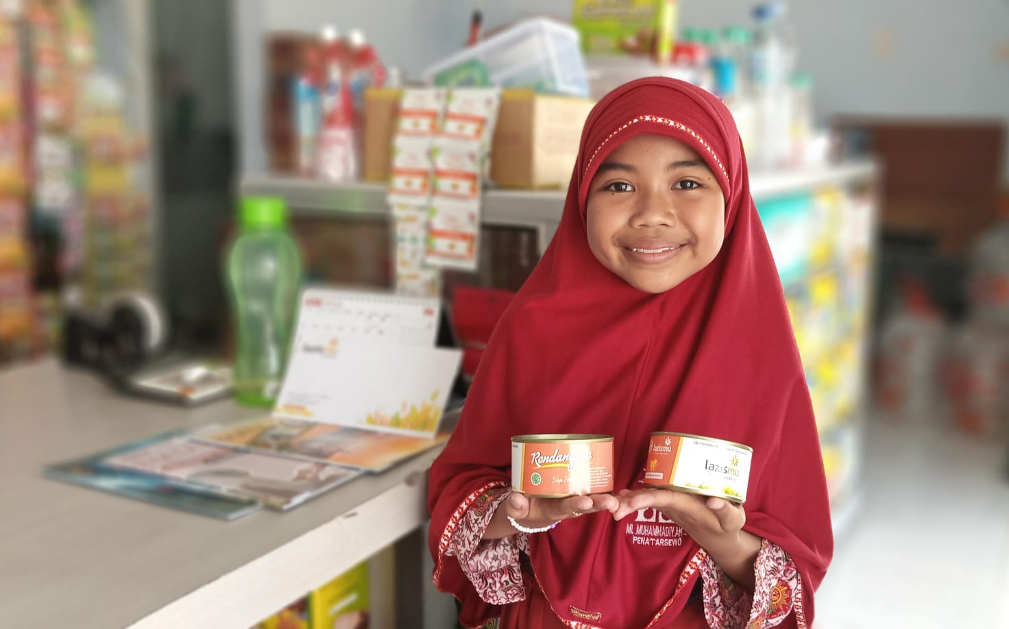 Cover GADIS CILIK RELA BONGKAR TABUNGAN UNTUK PROGRAM RENDANGMU