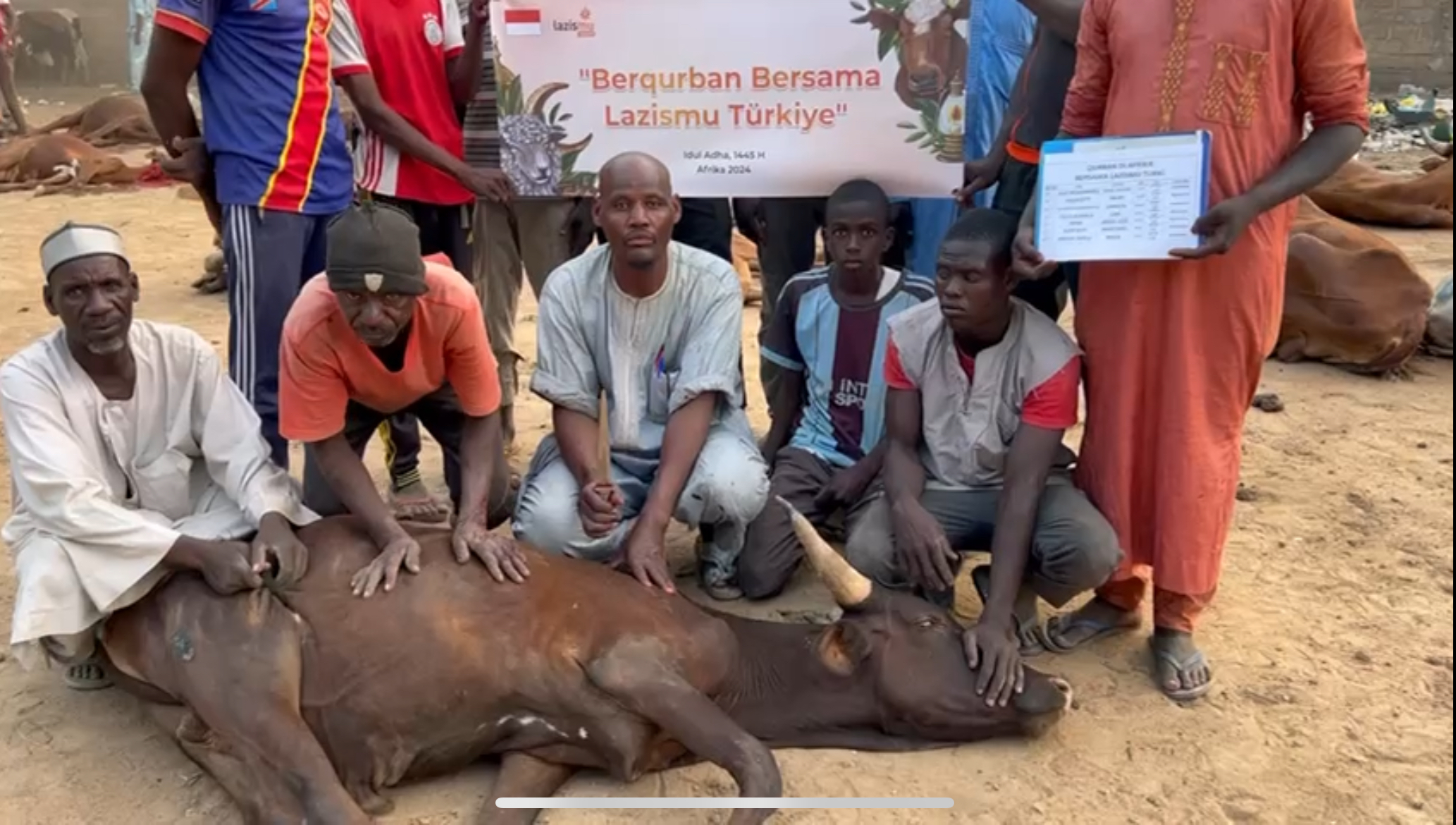 Cover SEMANGAT QURBANMU, LAZISMU TEBAR DAGING KURBAN DI AFRIKA