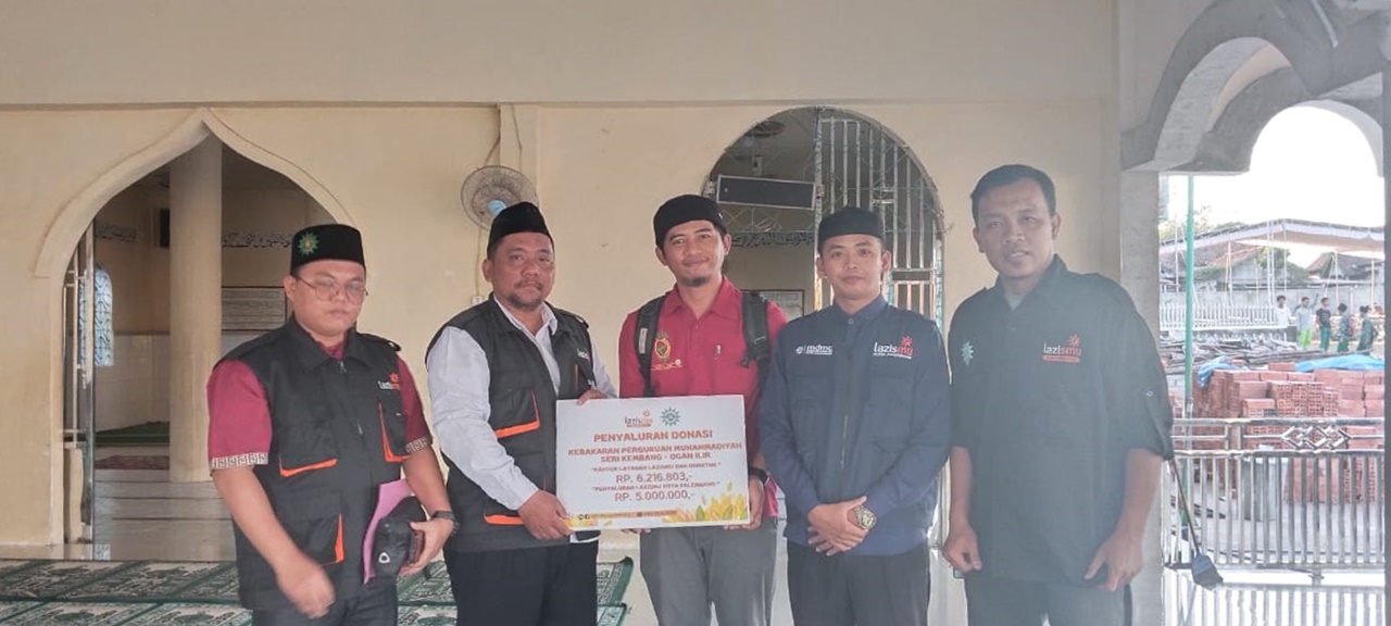 Cover Lazismu Kembali Kucurkan Bantuan Pembangunan Perguruan Muhammadiyah Seri Kembang yang Hangus Terbakar 