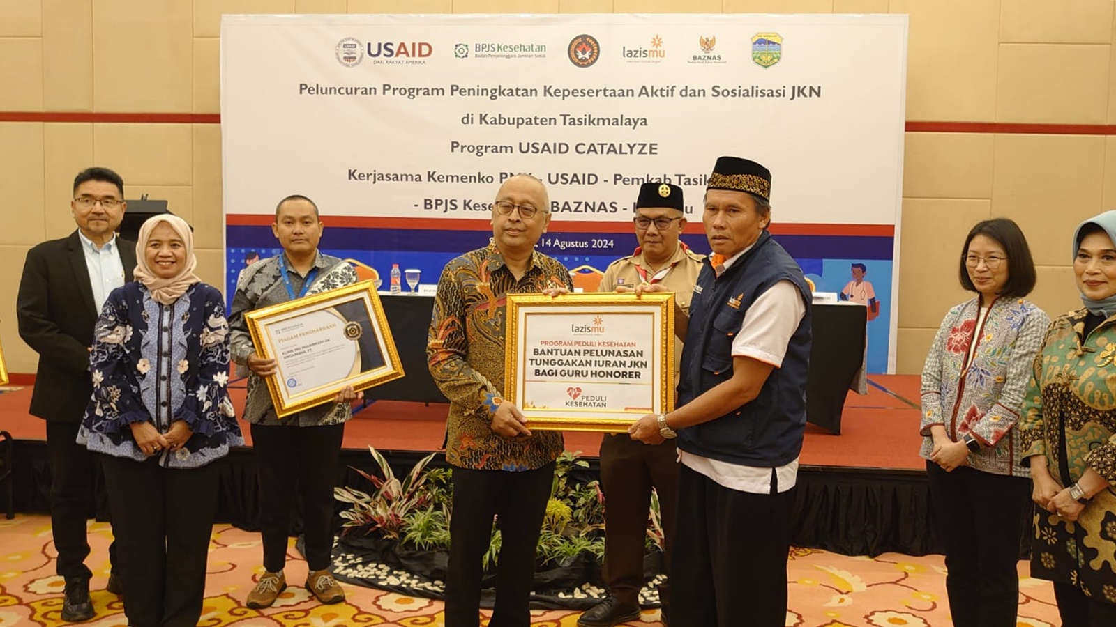 Cover Kick-Off Program Peningkatan Kepesertaan Aktif dan Sosialisasi JKN, Lazismu, USAID Catalyze dan Berbagai Pihak Berkolaborasi Sukseskan Terbukanya Akses Layanan Kesehatan 