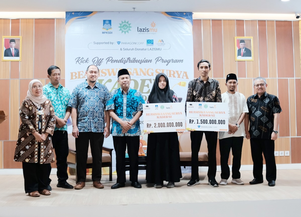 Cover Lazismu dan MPKSDI PP Muhammadiyah Salurkan Beasiswa Sang Surya untuk 400 Penerima Manfaat