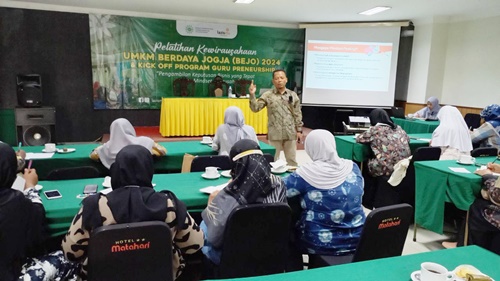 Cover Naik Kelas Bareng Program UMKM Bejo, Lazismu Mantirejon Gelar Pelatihan Wirausaha 