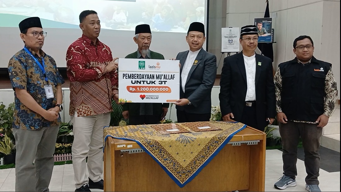 Cover Lazismu - LDK Muhammadiyah Luncurkan Program Pemberdayaan Mualaf Learning Center yang Didukung Permata Bank Syariah 