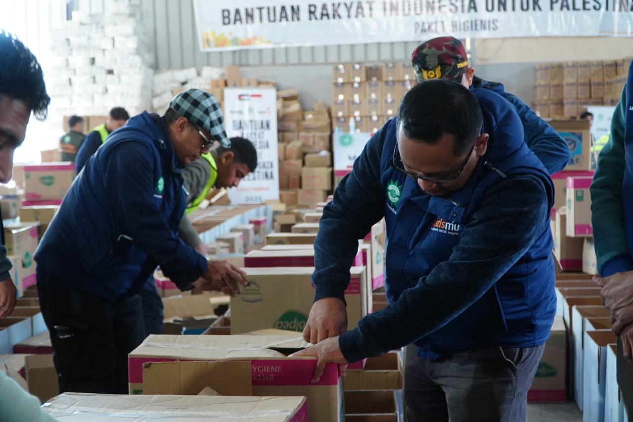 Cover Ramadan Segera Tiba, Lazismu Salurkan Bantuan Sayur Seberat 2 Ton Hingga Paket Ramadan Untuk Warga Palestina