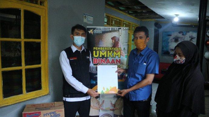 bantu-pedagang-lazismu-banyumas-jalankan-program-pemberdayaan-umkm