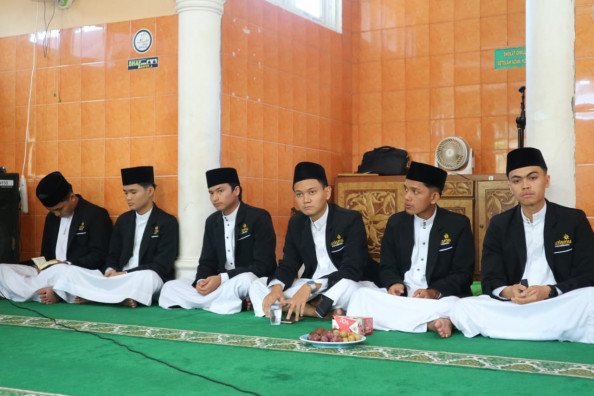 lazismu-wisuda-6-santri-pondok-tahfidz-quran-lazismu