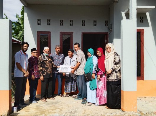 lazismu-bedah-rumah-pengurus-panti-asuhan-di-lhokseumawe