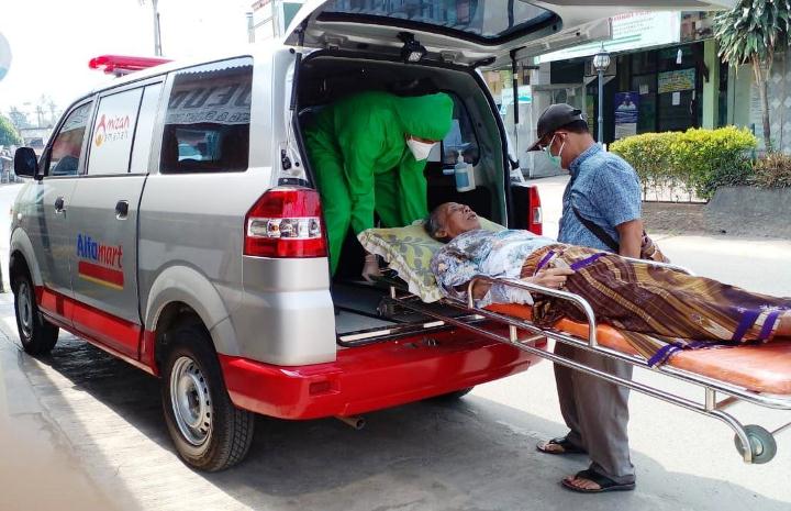 Cover Lazismu Bersama Alfamart dan Lembaga Lain Siapkan Ambulans Gratis untuk Warga Banten